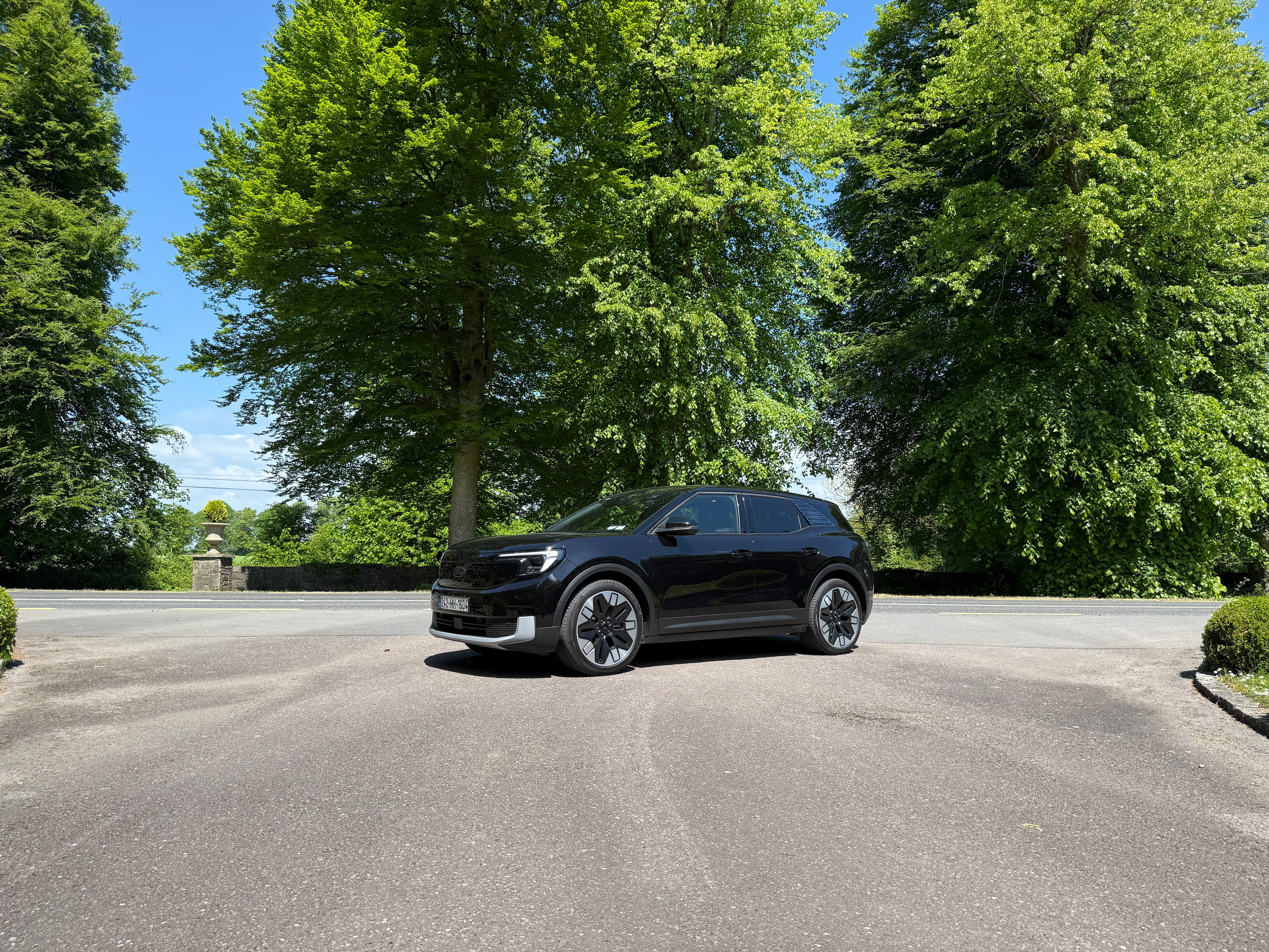 Nick's Explorer taking a stop outside the house of one of Ireland's biggest stars